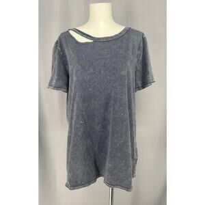 T.La Shirt Womens Large Gray 100% Cotton Cutout Neck Mineral Wash Tee Top